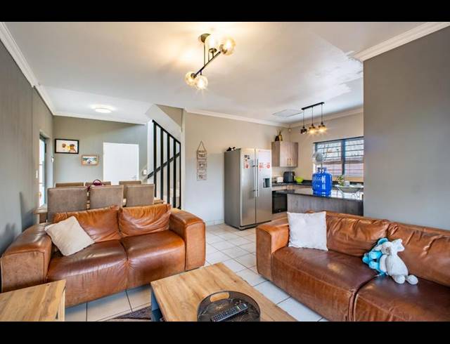 3 BEDROOM DUPLEX FOR SALE IN MONTANA